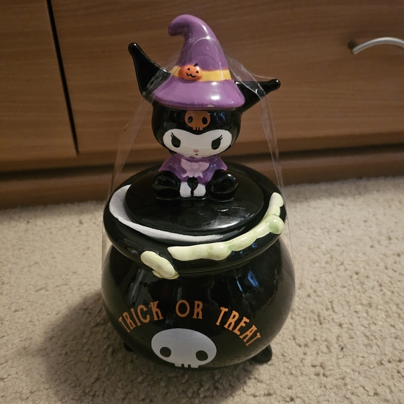 Hello kitty Halloween Kuromi Trick or Treat Jar hello kitty ceramic - Picture 1 of 5
